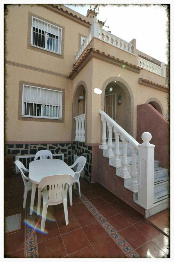 Bungalow Junto A La Piscina, Gran Alacant Santa Pola Eksteriør billede