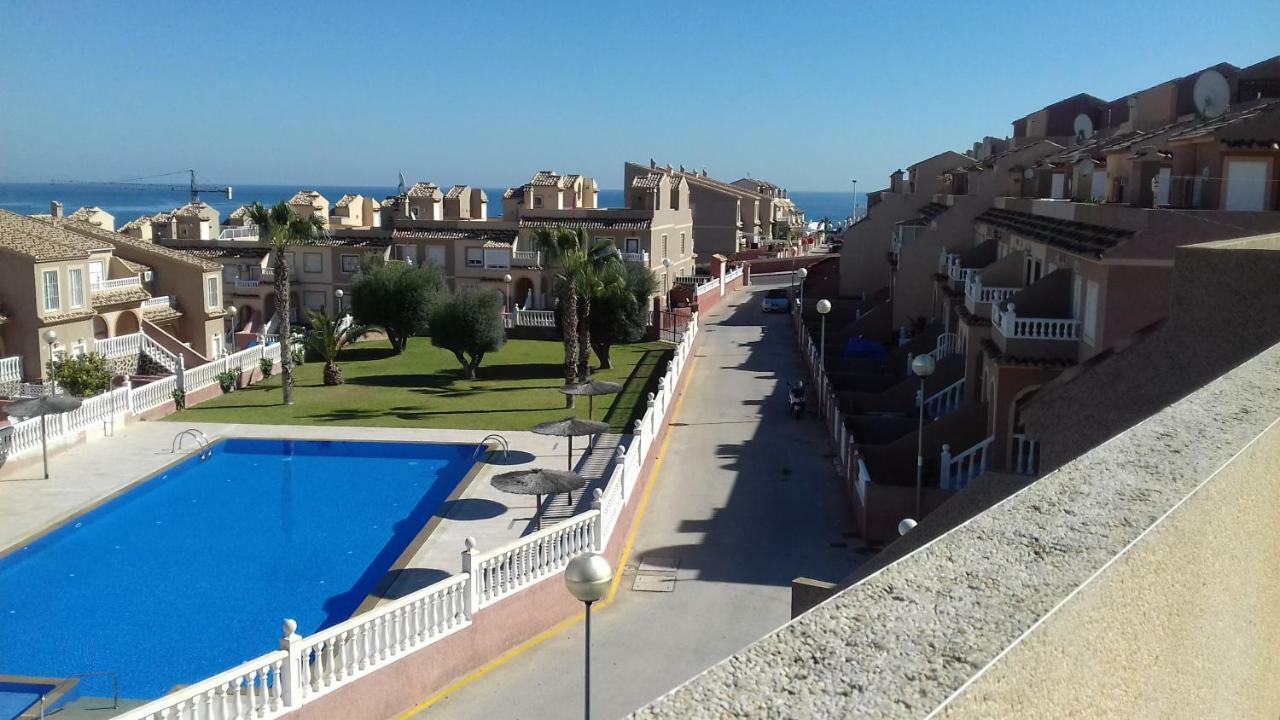 Bungalow Junto A La Piscina, Gran Alacant Santa Pola Eksteriør billede
