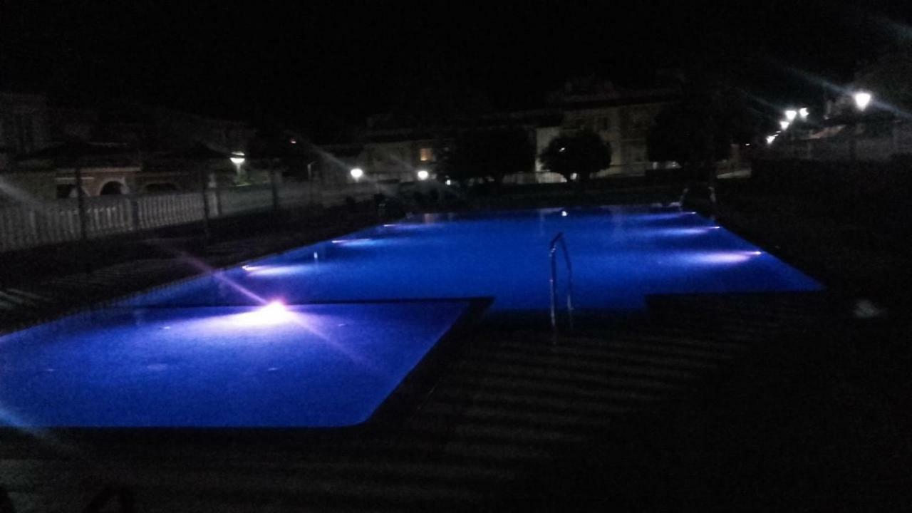 Bungalow Junto A La Piscina, Gran Alacant Santa Pola Eksteriør billede