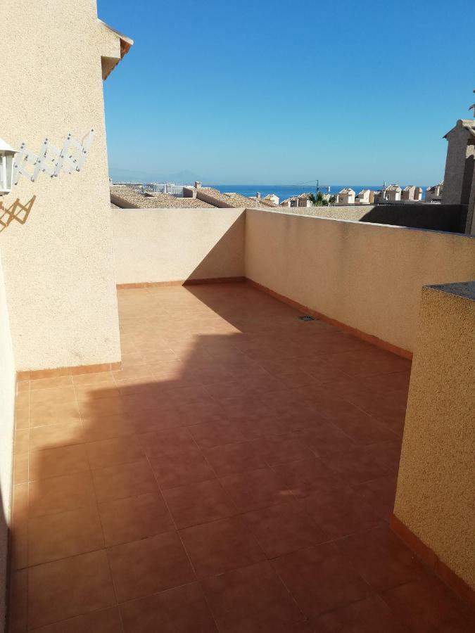 Bungalow Junto A La Piscina, Gran Alacant Santa Pola Eksteriør billede